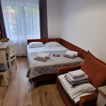 Osrodek Promenada- Faleza Bed & Breakfast 3*