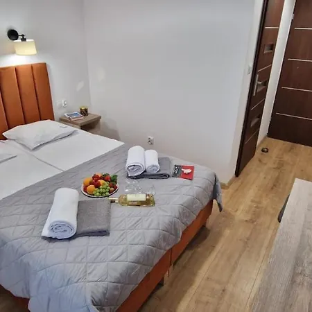 Bed & Breakfast Osrodek Promenada- Faleza 3*