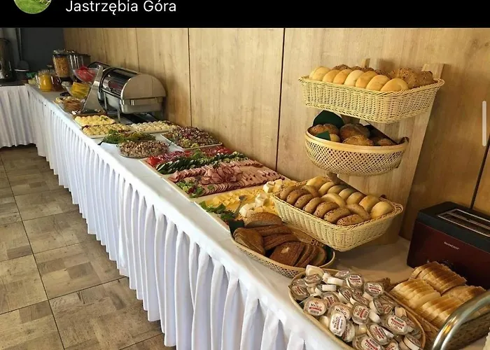 Osrodek Promenada- Faleza Bed & Breakfast 3*