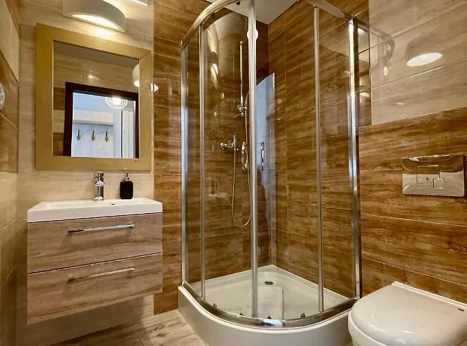 Osrodek Promenada- Faleza Bed & Breakfast 3*