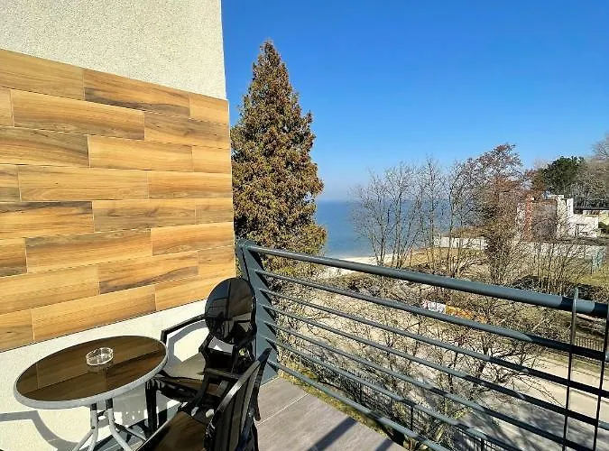 Bed & Breakfast Osrodek Promenada- Faleza