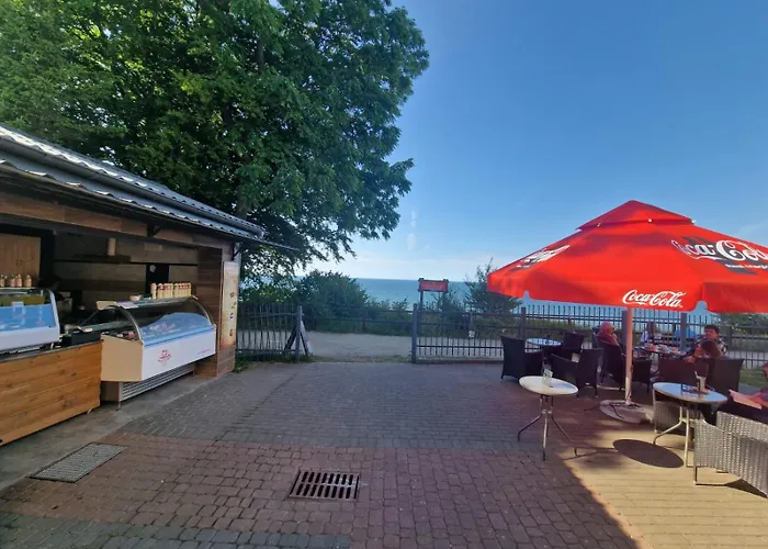 Bed & Breakfast Osrodek Promenada- Faleza 3*