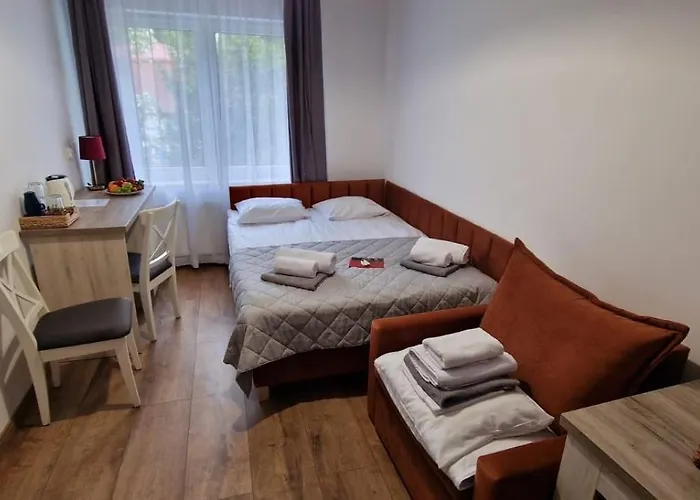 Osrodek Promenada- Faleza Bed & Breakfast 3*